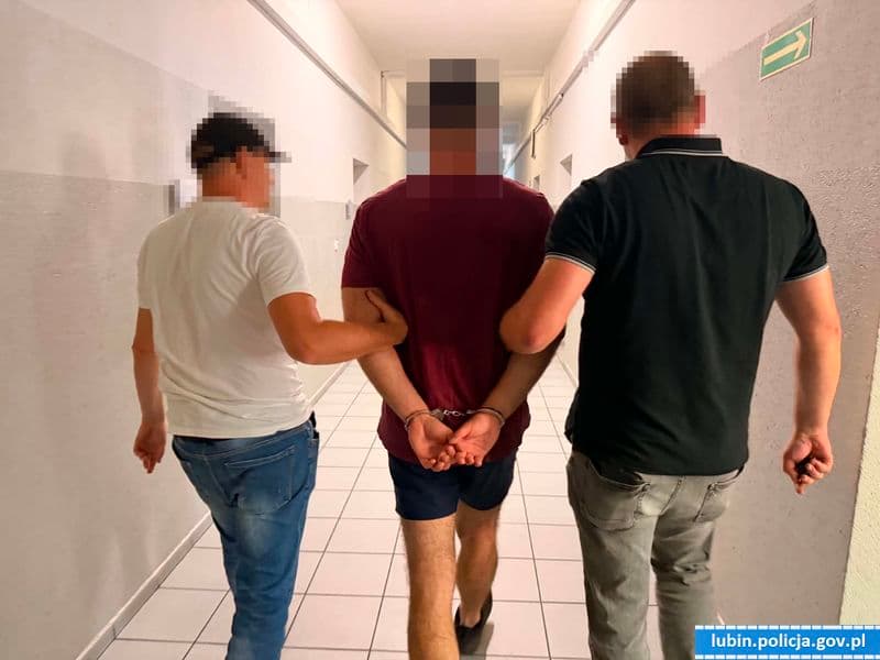 Policjanci przejęli ponad 300 kilogramów nielegalnego tytoniu