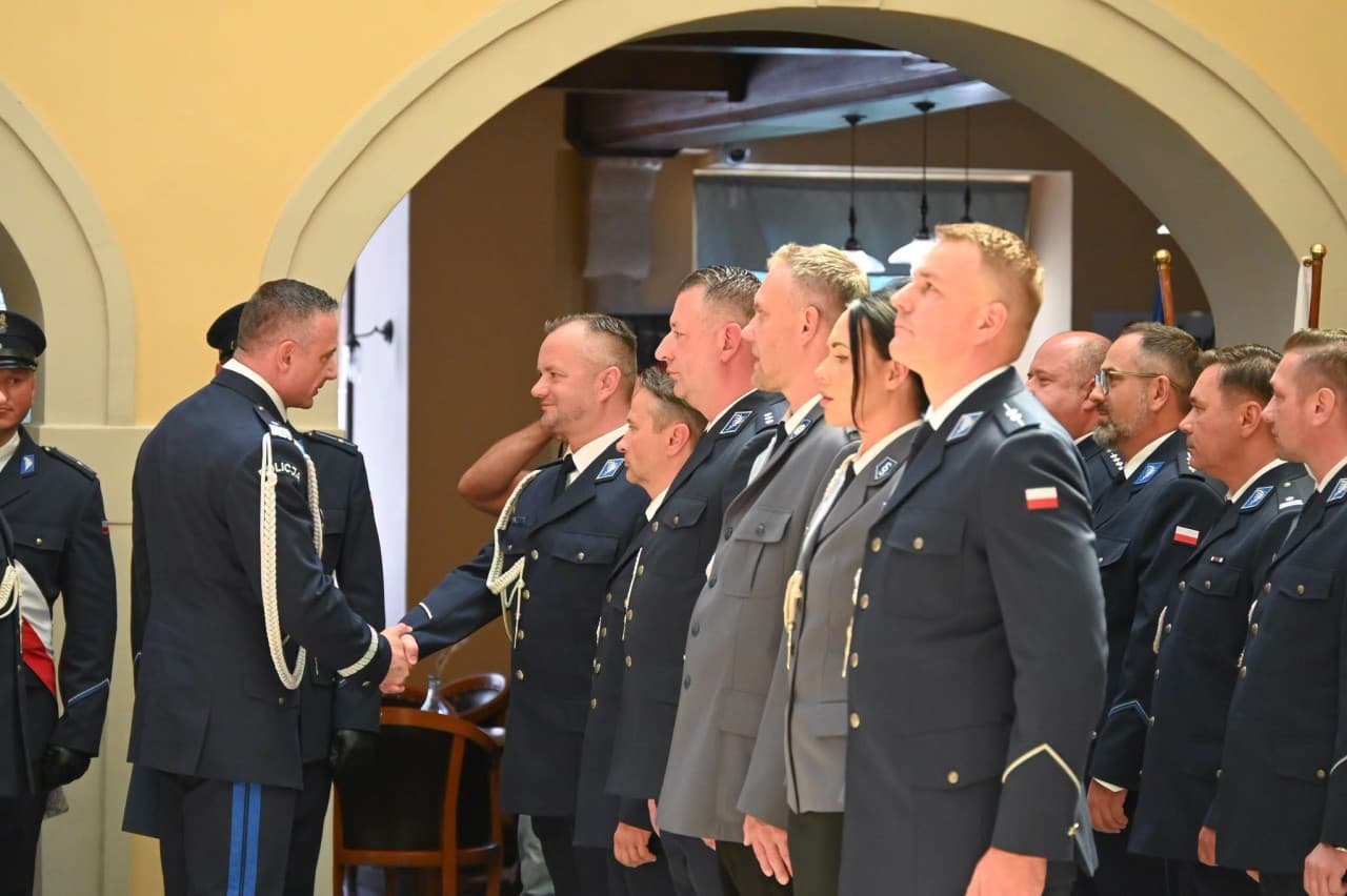 Policjanci z powiatu kłodzkiego obchodzili swoje święto w Trzebieszowicach