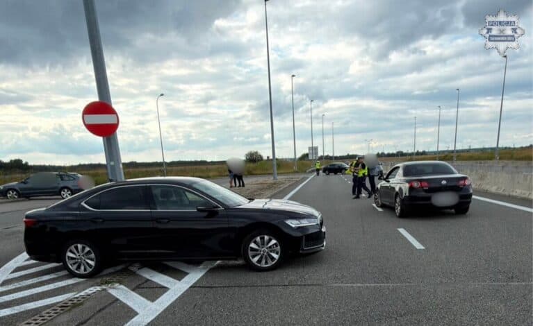 Policyjny pościg na A1. Padły strzały, kierowca próbował uciekać pod prąd