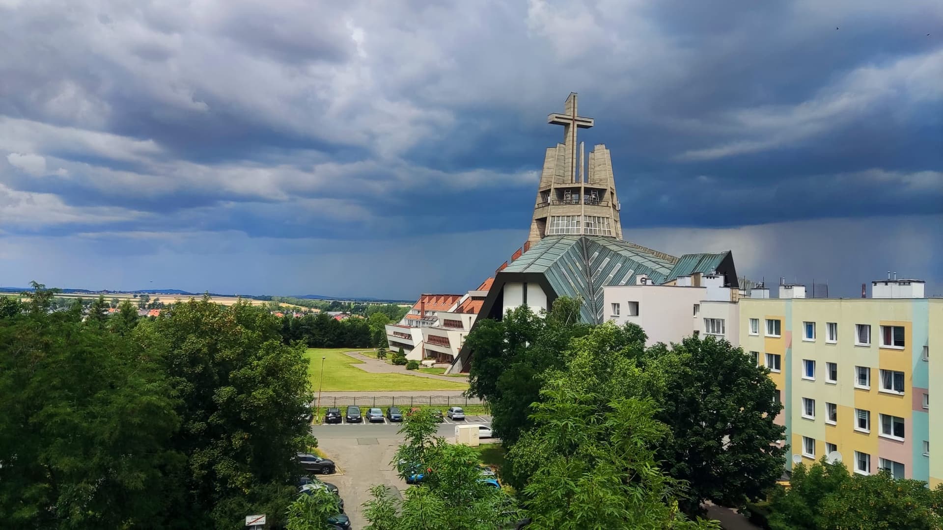 „Pomarańczowy” alert pogodowy dla powiatu świdnickiego