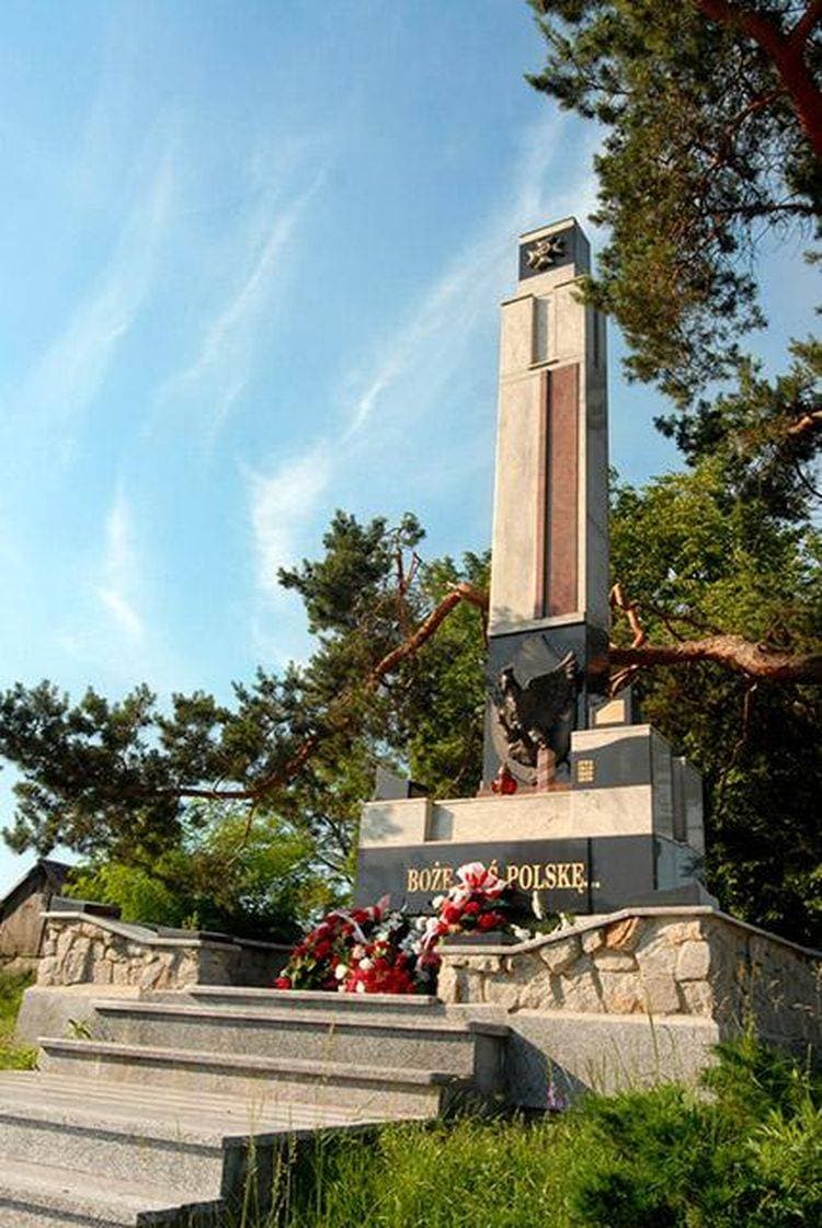Pomnik Niepodległości i Nieznanego żołnierza w Koroszczynie