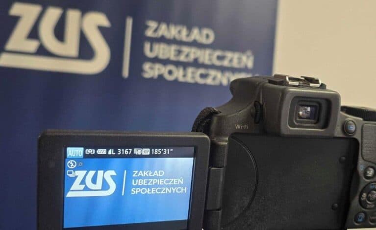 Ponad 1,25 mld zł wróciło już do przedsiębiorców. ZUS rozlicza składkę zdrowotną za 2025 rok