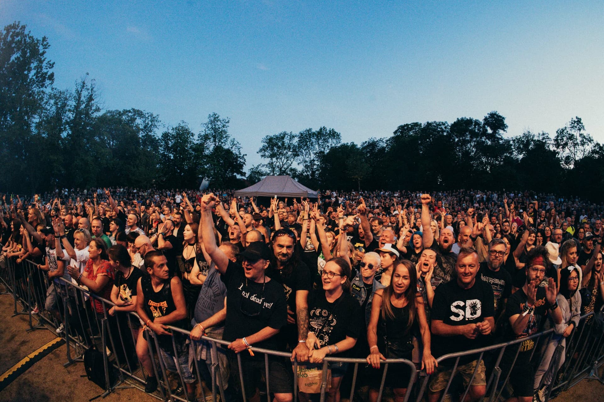 Ponad 50 koncertów i muzyczne legendy. Startuje Festiwal w Jarocinie