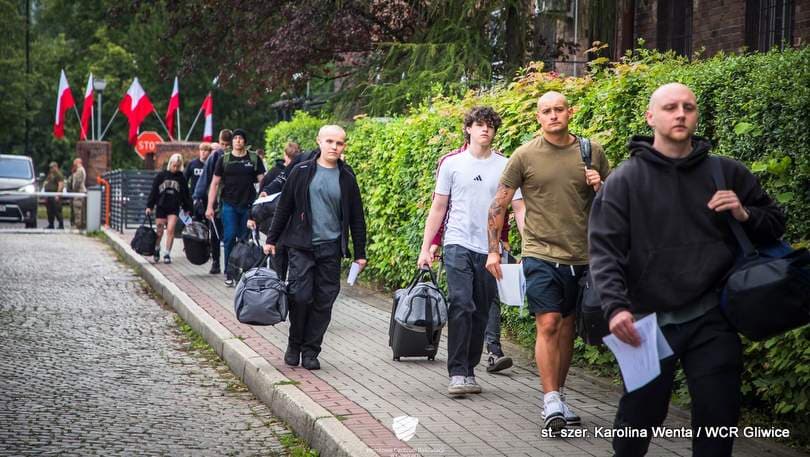 Ponad 6 tys. zł brutto za niespełna miesiąc służby. Kolejna grupa chętnych stawiła się w 6 bpd