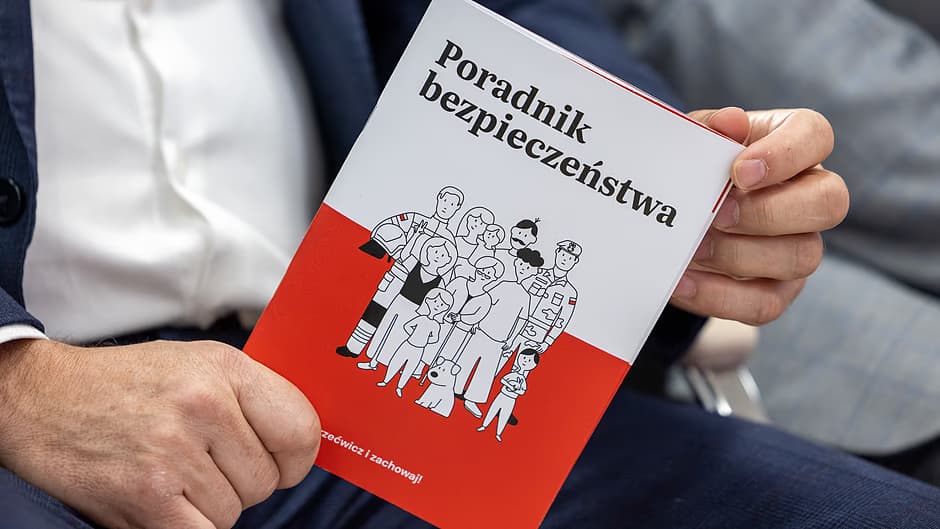 Poradnik bezpieczeństwa w języku migowym