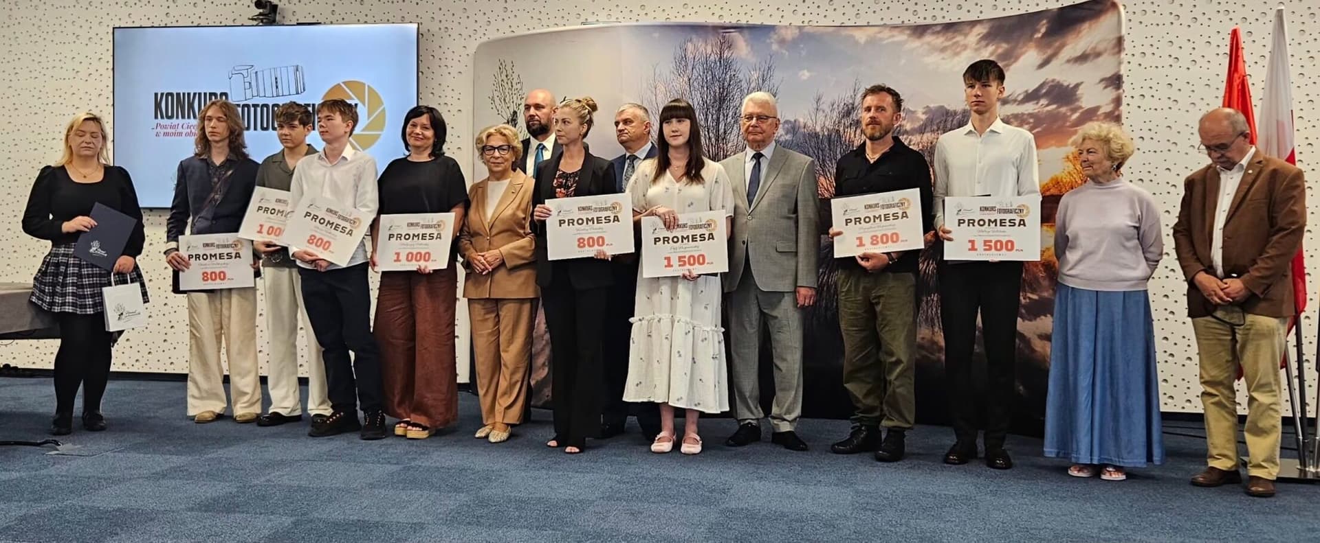 „Powiat Ciechanowski w moim obiektywie”. Wręczono nagrody laureatom konkursu