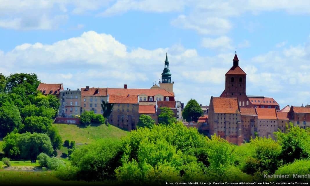 Prace konserwacyjne w Bramie Wodnej w Grudziądzu