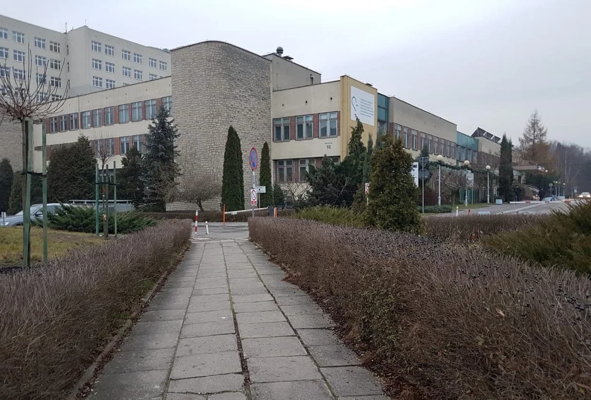 Prezydent Tychów apeluje w sprawie dzieci leczonych onkologicznie. Są obawy po przeniesieniu leczenia z Katowic do Zabrza