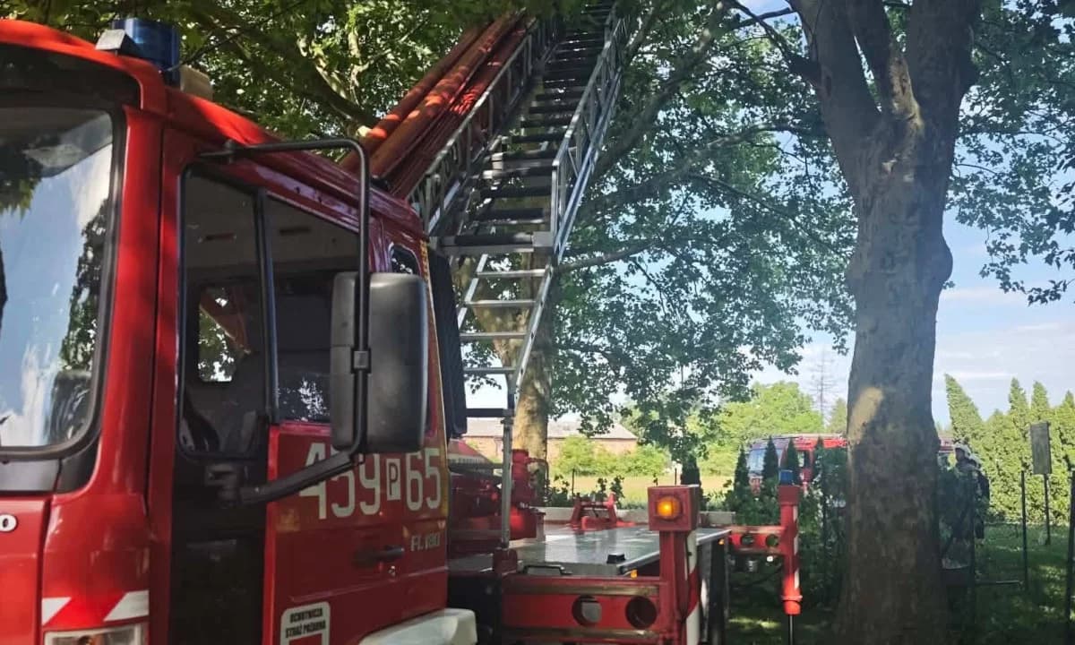 Przez Jarocin i okolice przeszła gwałtowna burza. Zerwany dach, zalane posesje