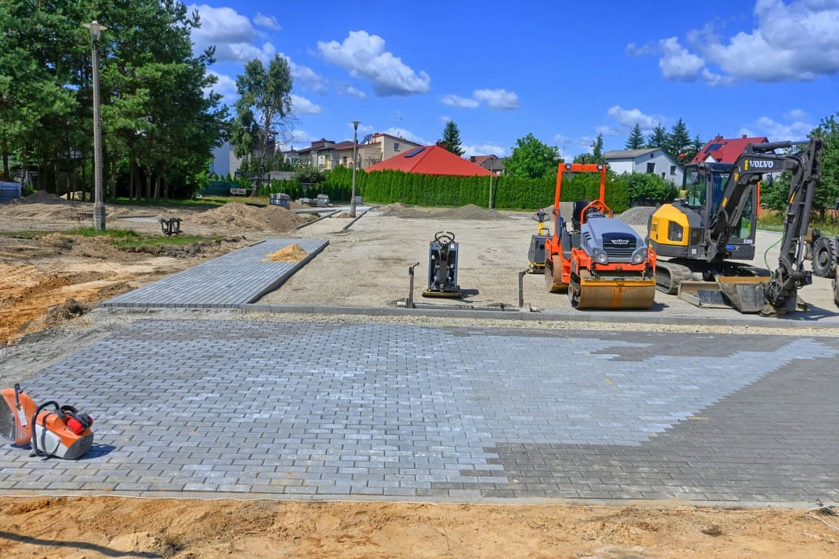 Przy SP nr 4 w Lubartowie budują nowe boisko