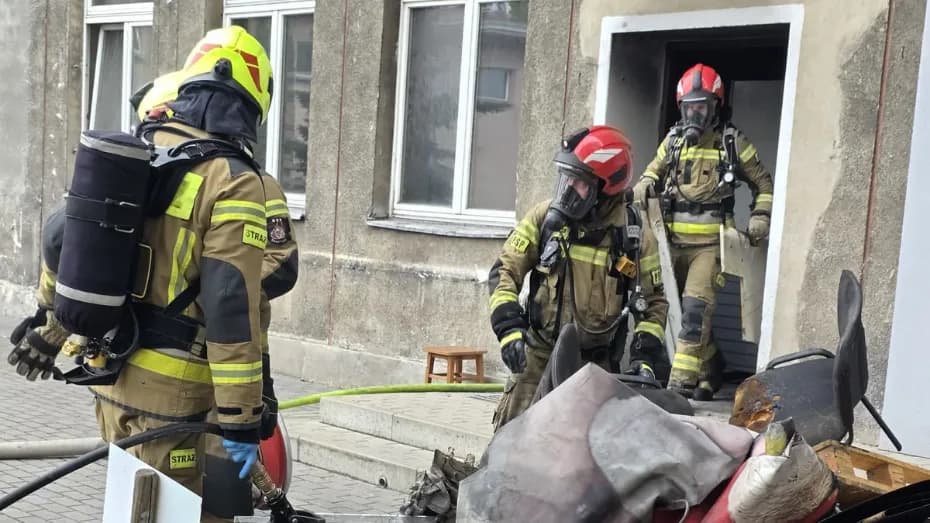 PSP Kalisz Pożar w piwnicy wydziału