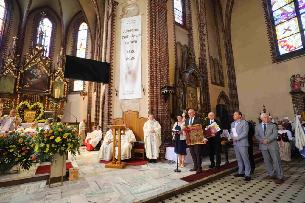 Pszczyna: Parafia Matki Bożej Szkaplerznej w Brzeźcach świętuje 700-lecie