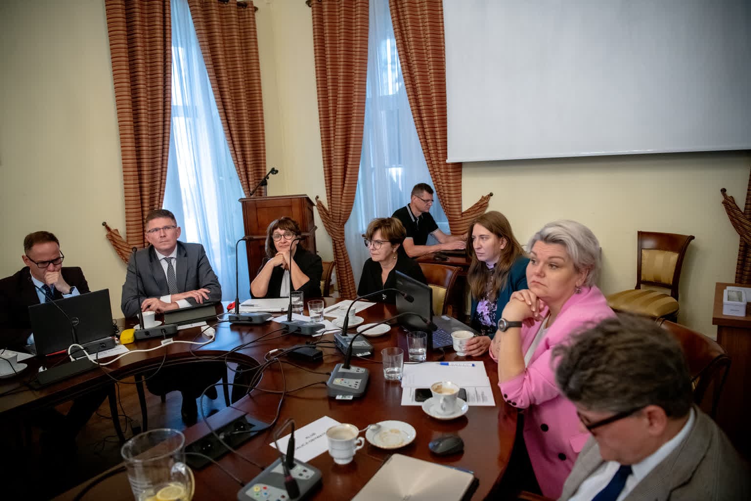 Radna Chyrc opuszcza klub KO. Przewodniczący: powinna jak najszybciej opuścić lokal