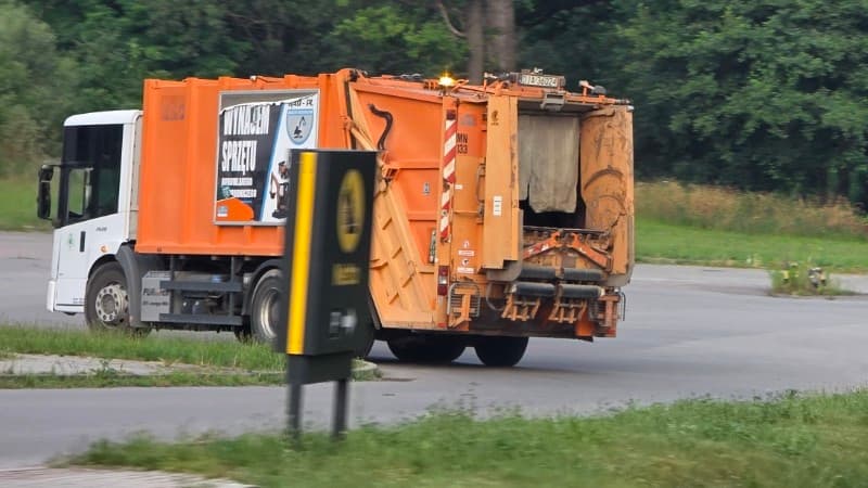 Radni zdecydowali o podwyżce opłat za śmieci. Dzisiejsza sesja przyniosła rewolucję w oplatach