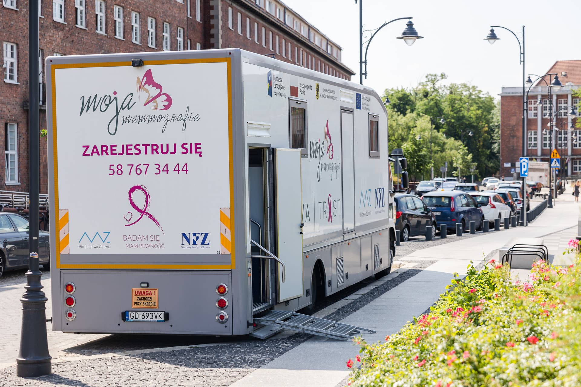 Rak nie daje urlopu. Odwiedź mammobus i zbadaj piersi!