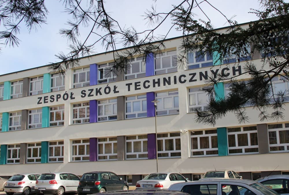 Ratownictwo medyczne, obsługa dronów i inne ciekawe kierunki. Trwa rekrutacja do szkół średnich