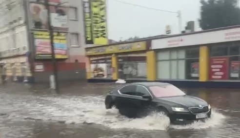 Read article: Intensywne opady deszczu w Łódzkiem. Zgierz pod wodą