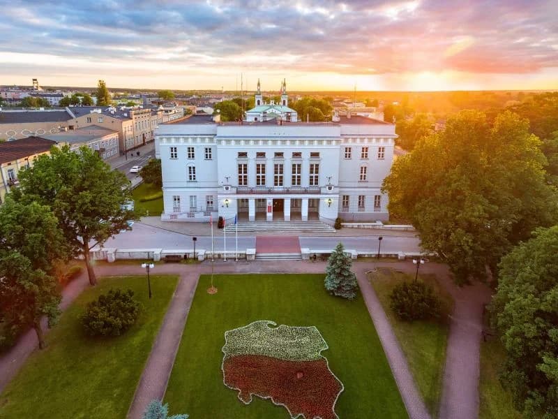 Read article: Ruszył Budżet Obywatelski w Tomaszowie Mazowieckim. Do podziału jest 1,7 mln zł