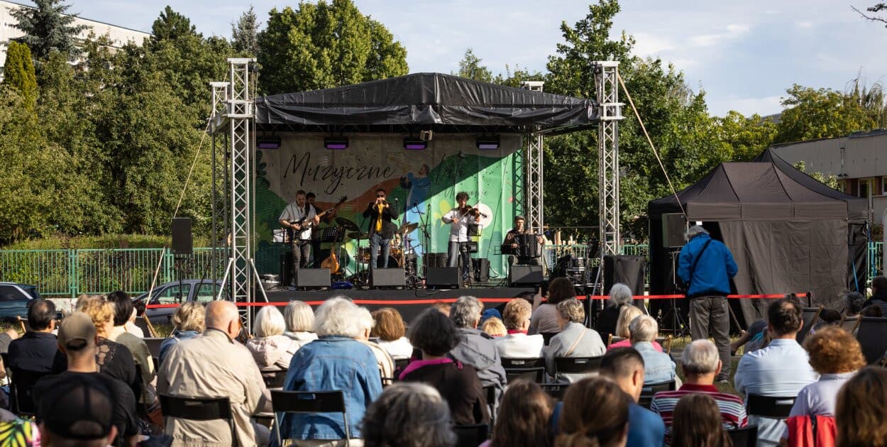 RELACJA Pogoda silniejsza od muzyki. Ulewa przerwała koncert na Ursynowie!