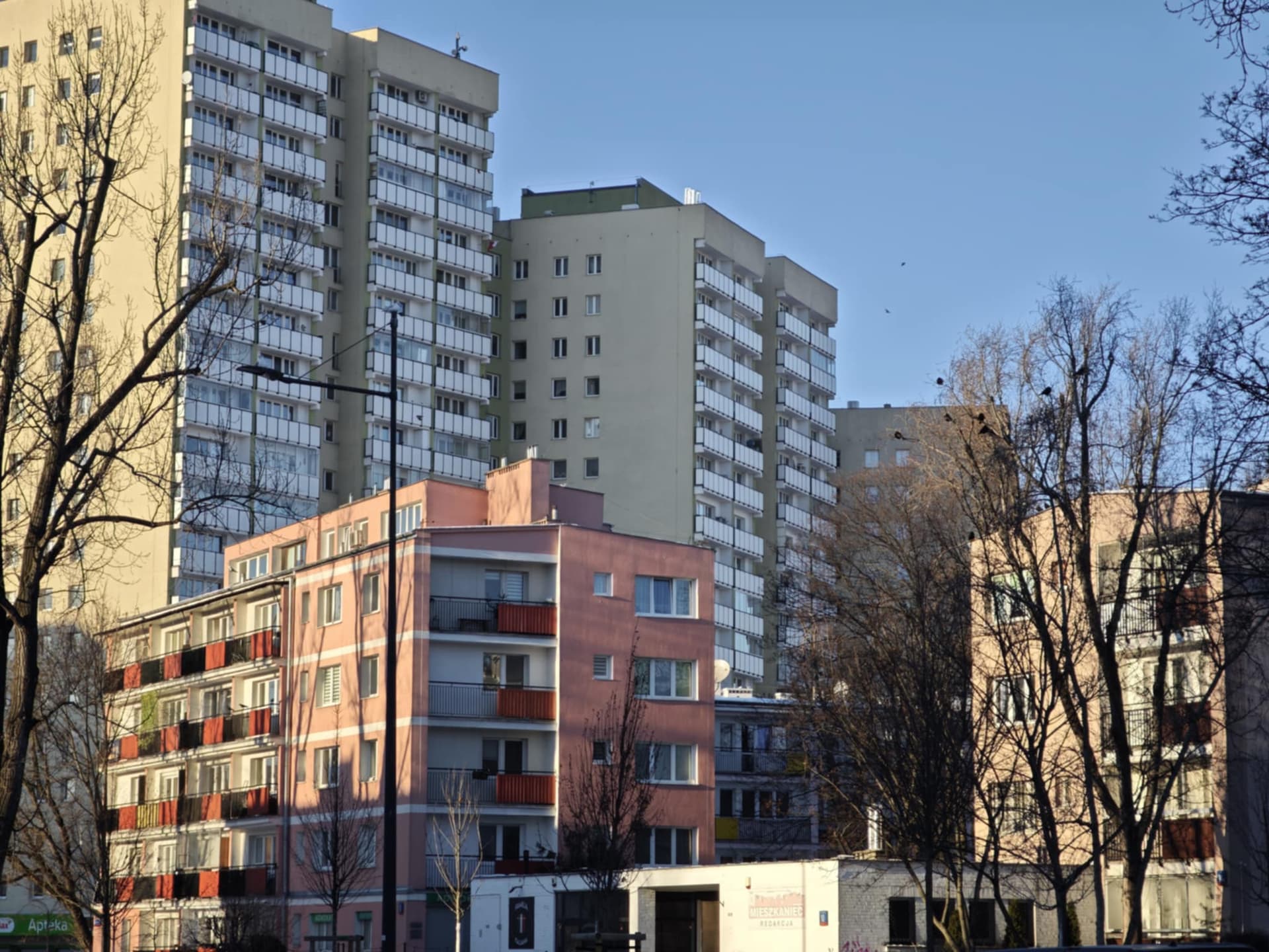 Remont bloku w Warszawie, na który nie będzie Cię stać. Spółdzielnie w tarapatach, a wraz z nimi mieszkańcy