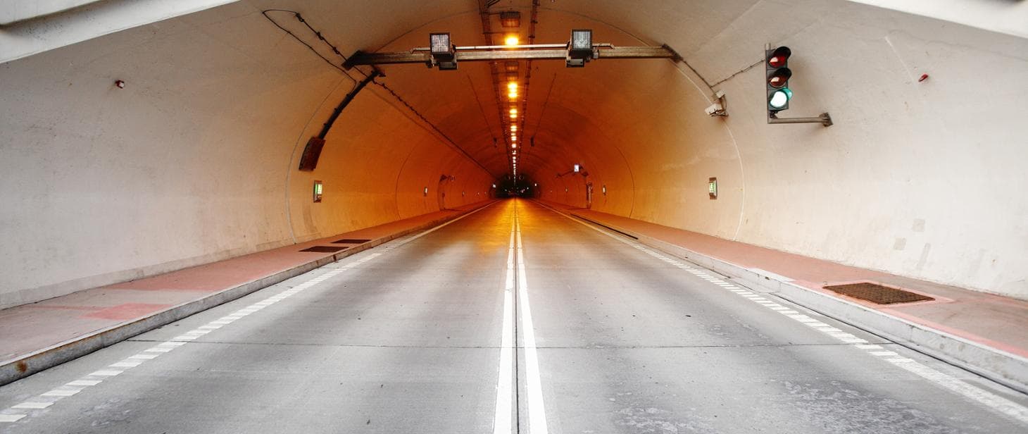 Remont po słowackiej stronie, remont też po polskiej. Tunel w Lalikach zamknięty