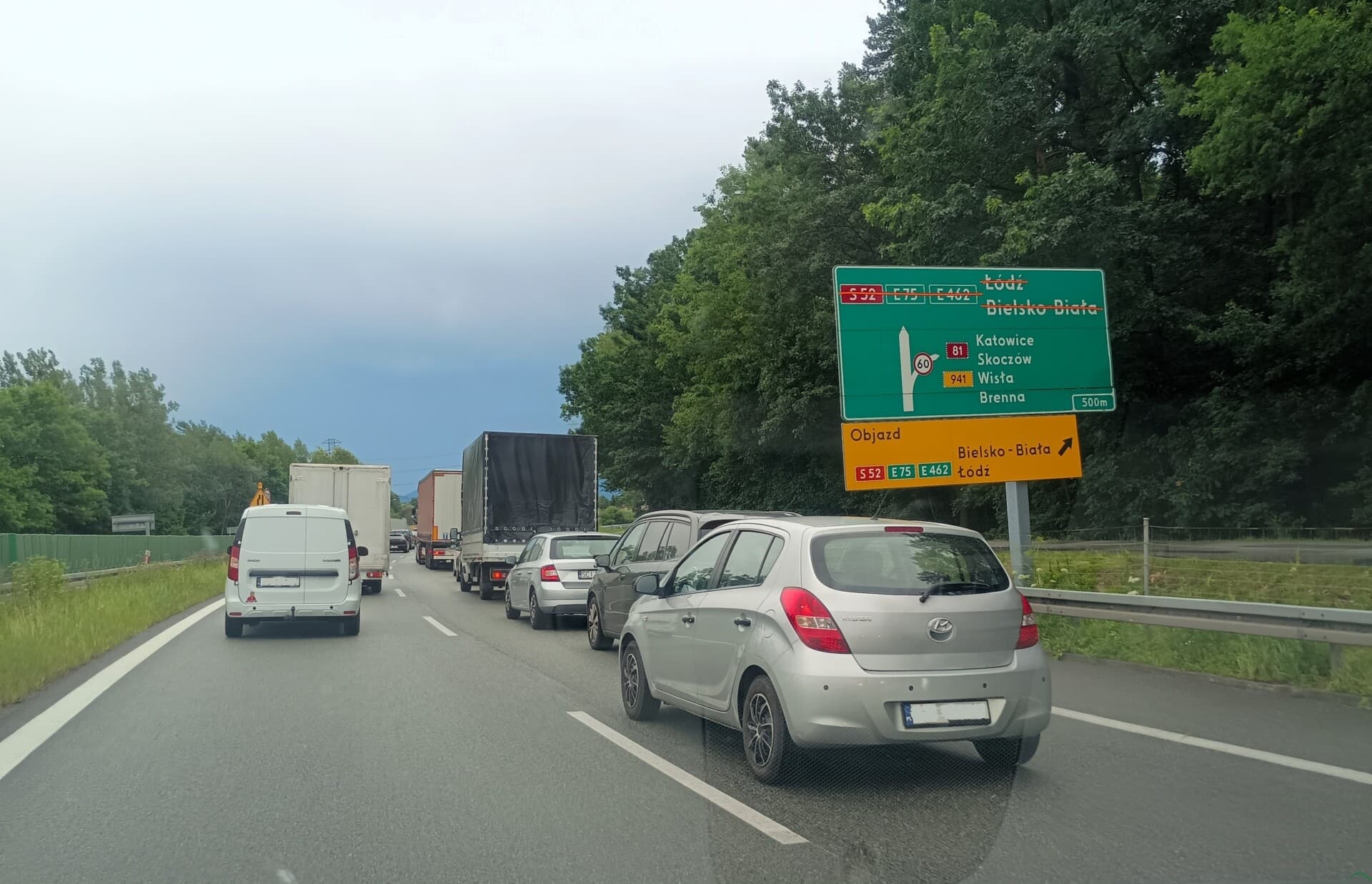 Remont S52 między Pogórzem a Grodźcem. Utrudnienia potrwają do połowy sierpnia