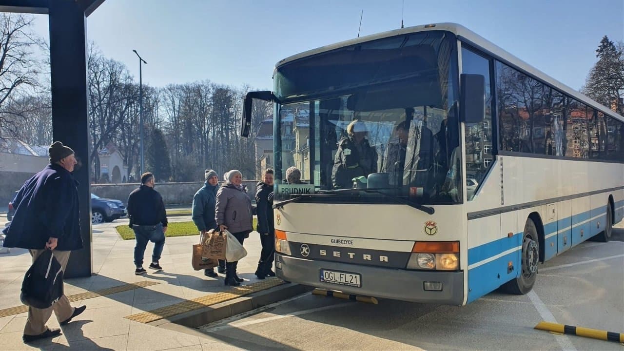Rewolucja w transporcie. Przejazd na żądanie i obowiązkowe kursy w niedziele i święta