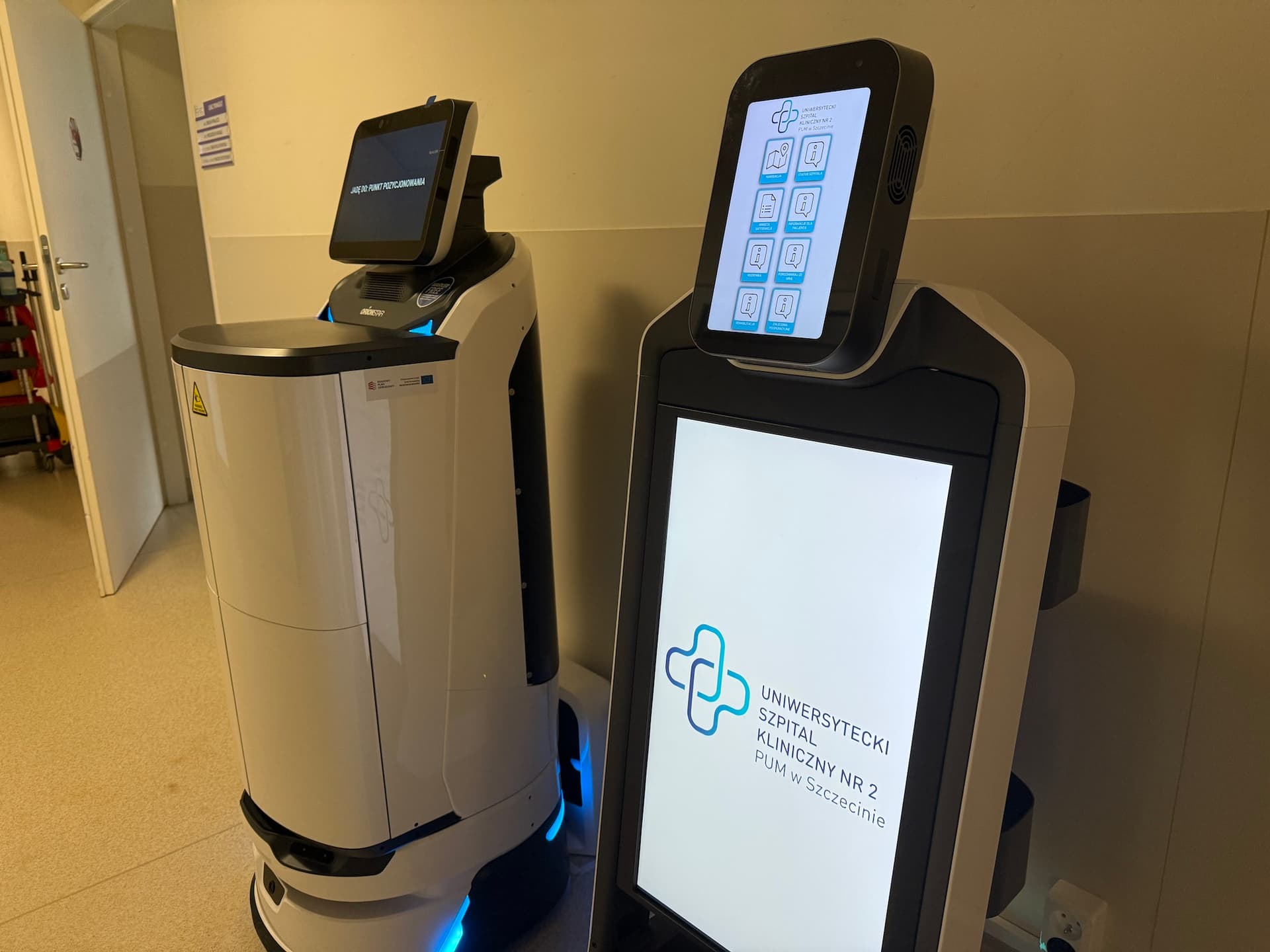 Roboty pielęgniarskie rozpoczęły pracę w USK nr 2 PUM w Szczecinie