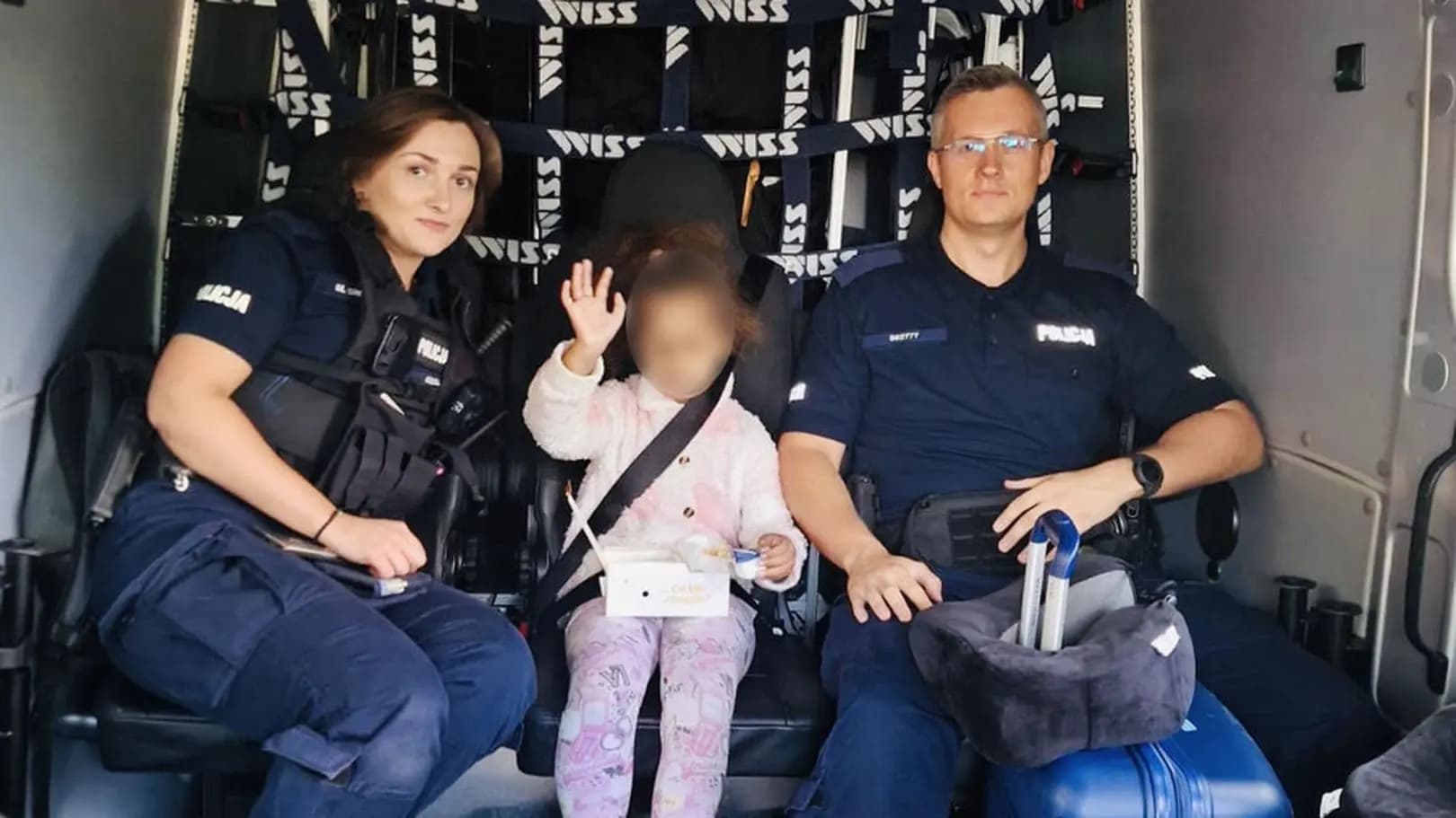 Rodzice odjechali, pięciolatka została na peronie