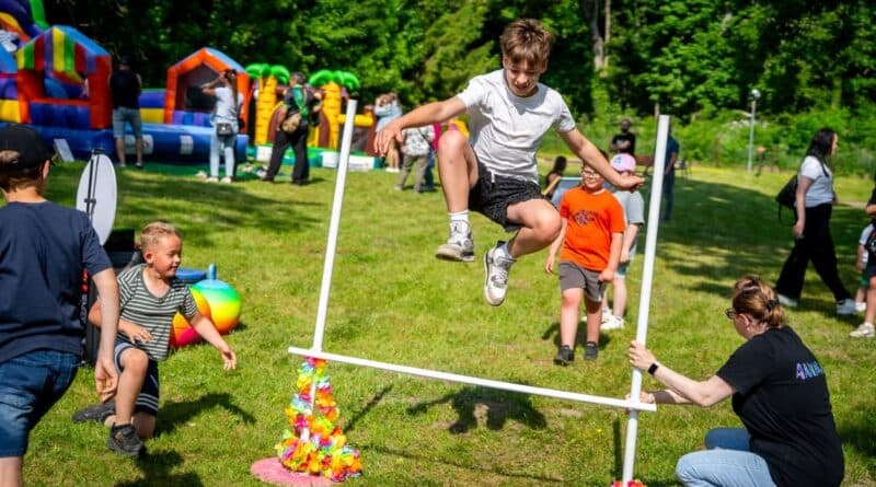 Rodzinny festyn na otwarcie Orlika. Będzie sport, animacje i wiele atrakcji