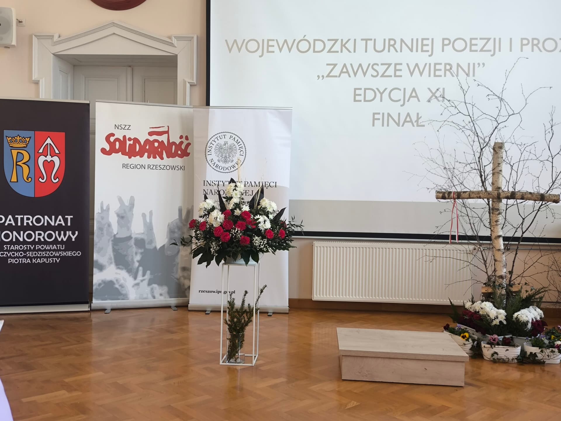 Ropczyce: Finał Wojewódzkiego Turnieju Poezji i Prozy „Zawsze Wierni” 20 marca (br.) – Powiatowe Centrum Edukacji Kulturalnej