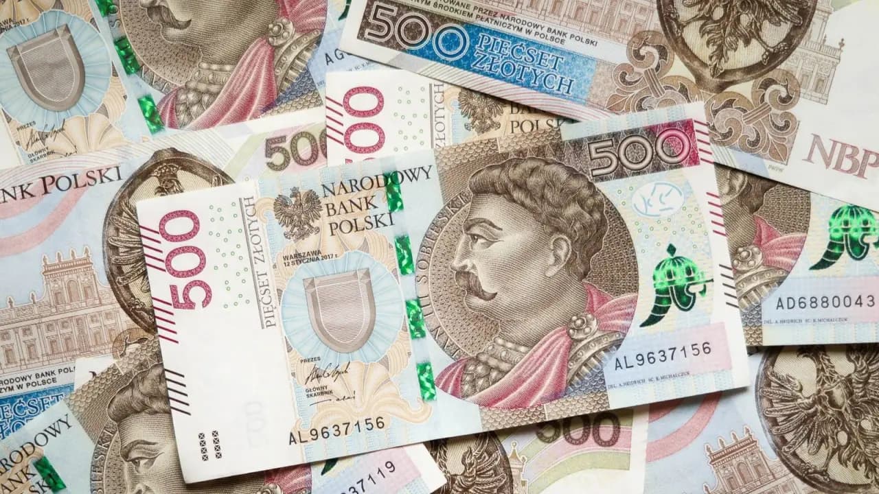 Rozbili gang oszustów działających metodą „na policjanta”. Seniorki straciły 120 tys. zł