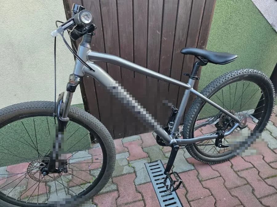 Rozbój na oczach matki. 24-latek zepchnął 12-latka z roweru, policja zatrzymała go w niespełna dobę