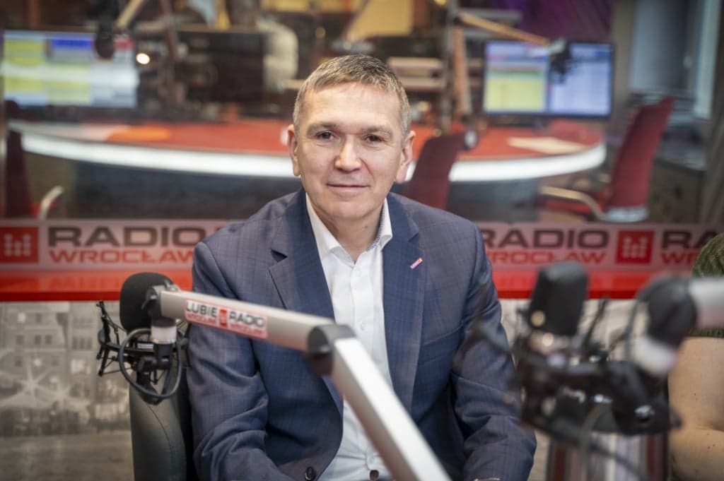 Rozmowa Dnia: Arkadiusz Sikora z Lewicy o nowym obrazie polskiej sceny politycznej Gościem Rozmowy Dnia będzie poseł Lewicy - Arkadiusz Sikora.