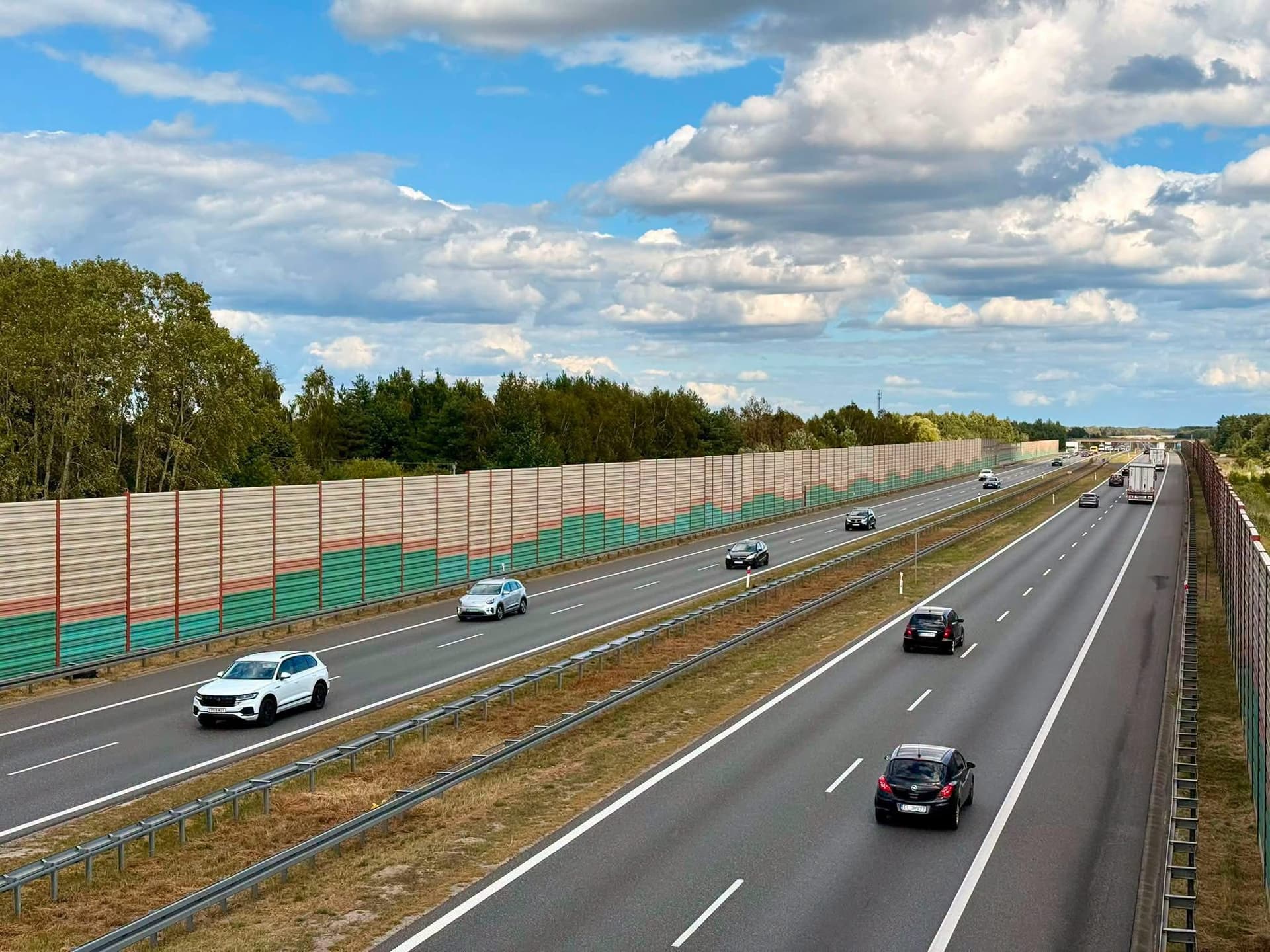 Rozpoczynają się przygotowania do rozbudowy A2. Kierowców czekają utrudnienia