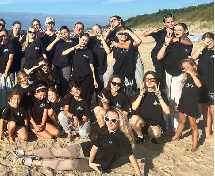 Roztańczone wakacje z Fundacją Swing! Wyjątkowe obozy i wczasy dla dzieci, młodzieży i seniorów