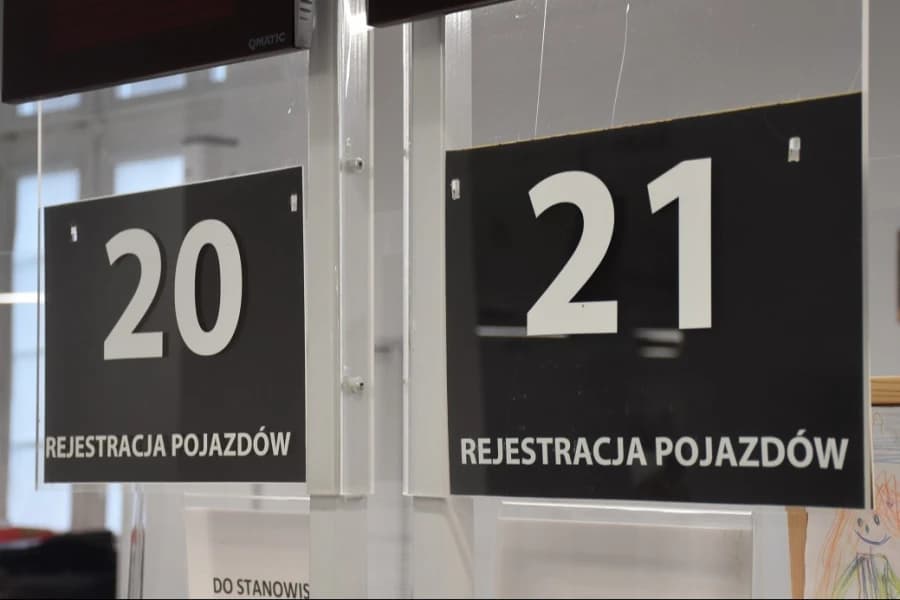Ruszają wakacyjne dłuższe dyżury Referatu Rejestracji Pojazdów