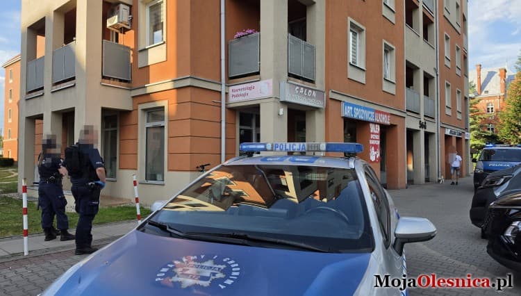 Sąsiedzka awantura, krzyki i krew. Pilna interwencja policji