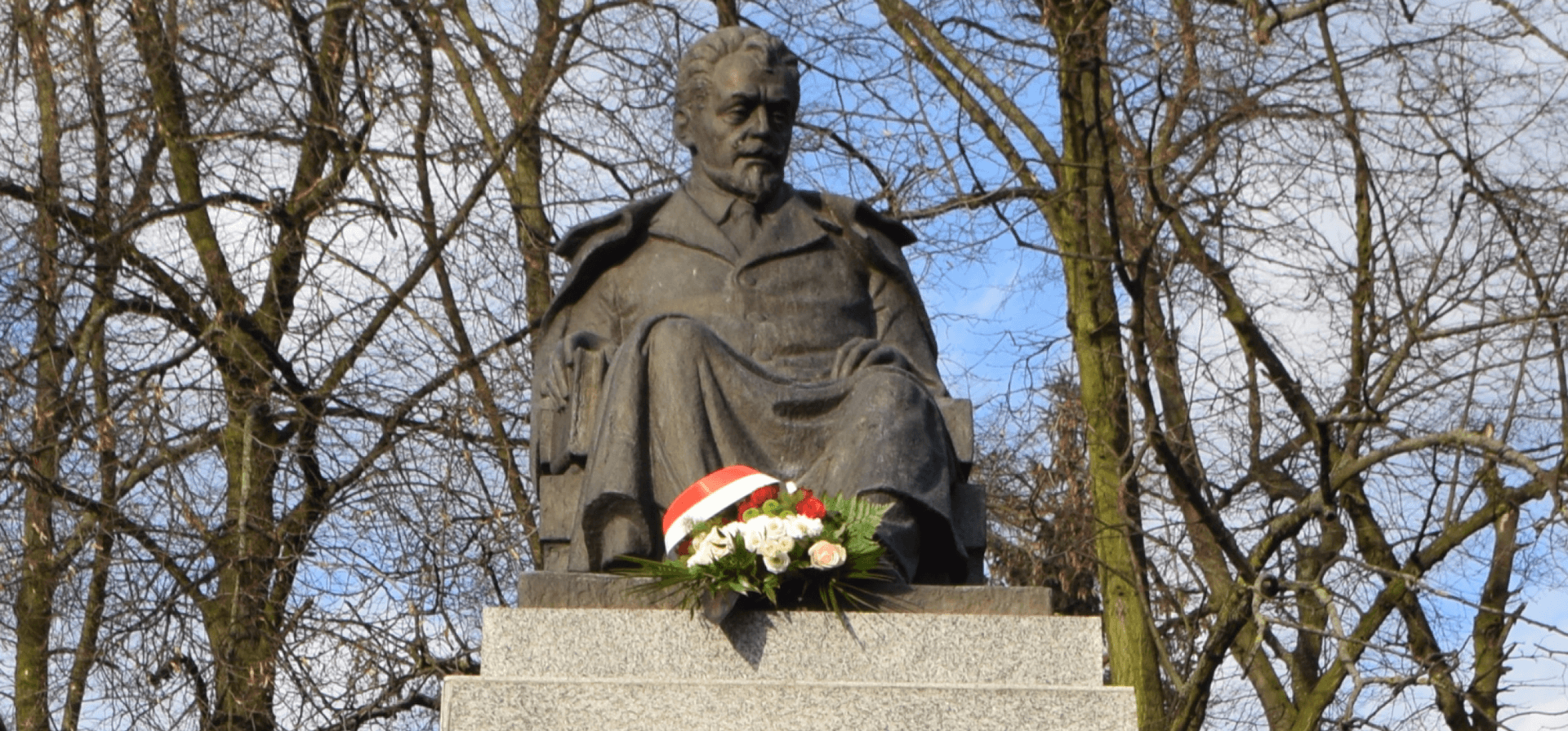 Senat podjął uchwałę. Dotyczy Jana Kasprowicza