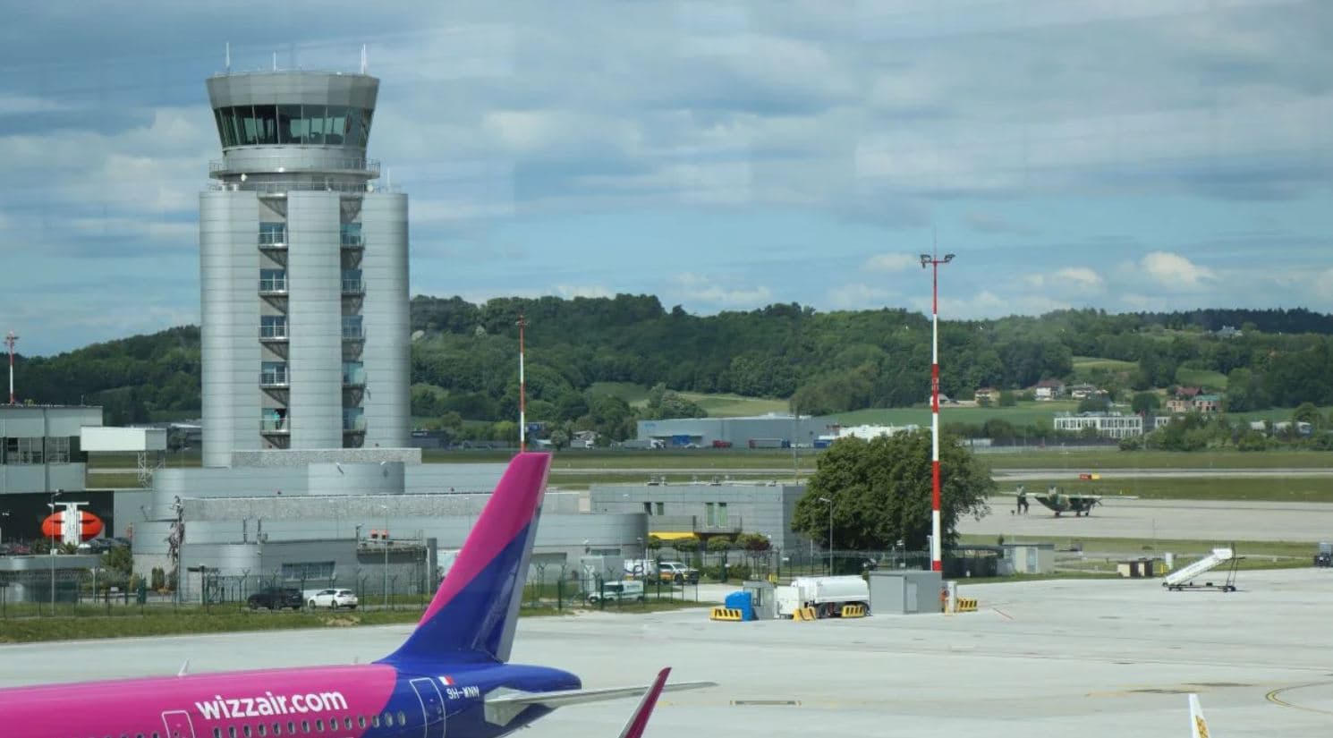 Seria interwencji na lotnisku Kraków Airport