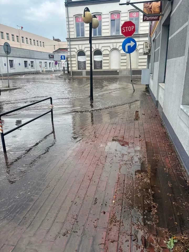 Seria zalań po ulewie pod Łodzią. Urząd zabrał głos