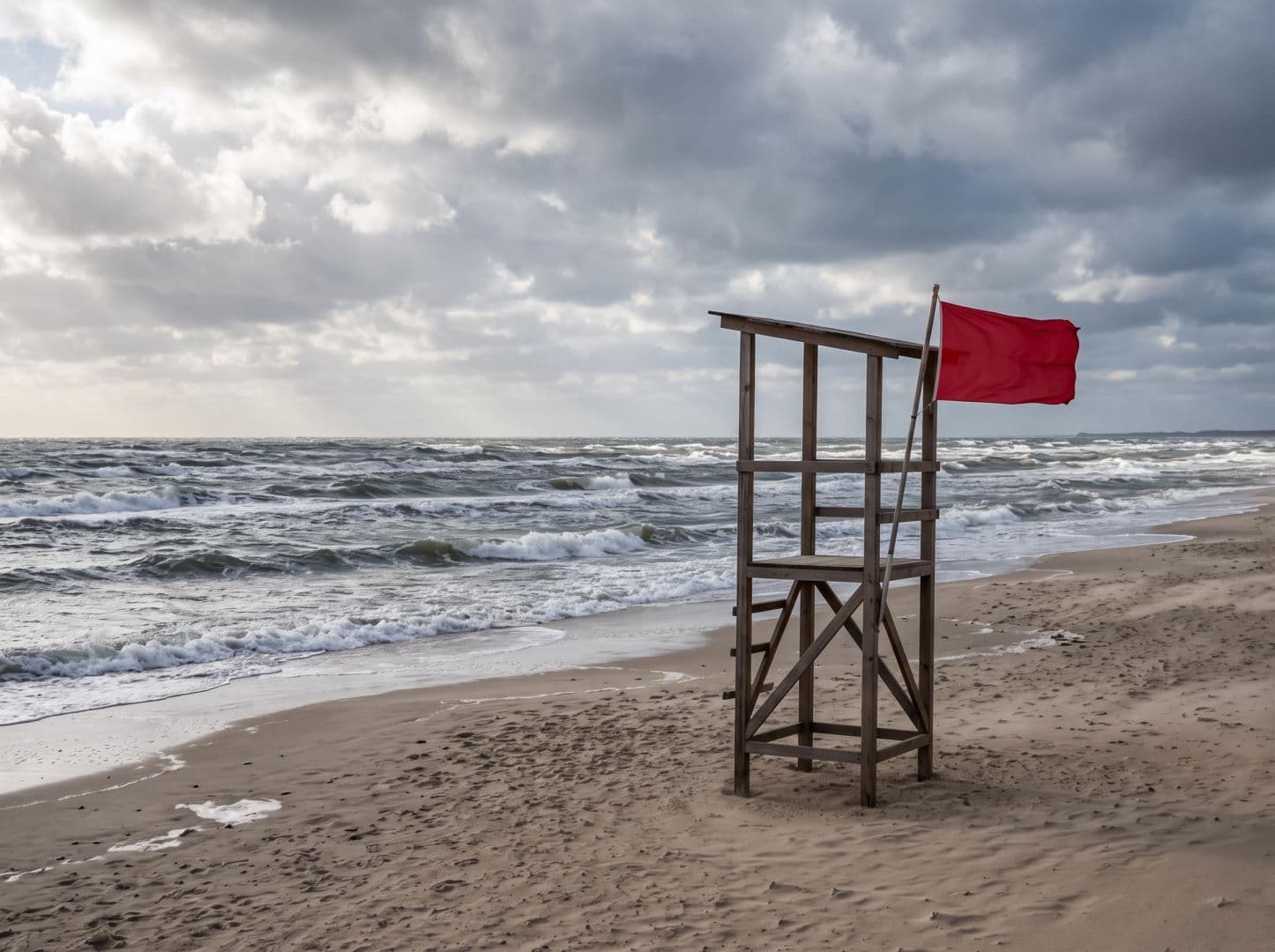 Sinice Chałupy. Czy w Chałupach można się kąpać 21.07? Flaga, warunki pogodowe