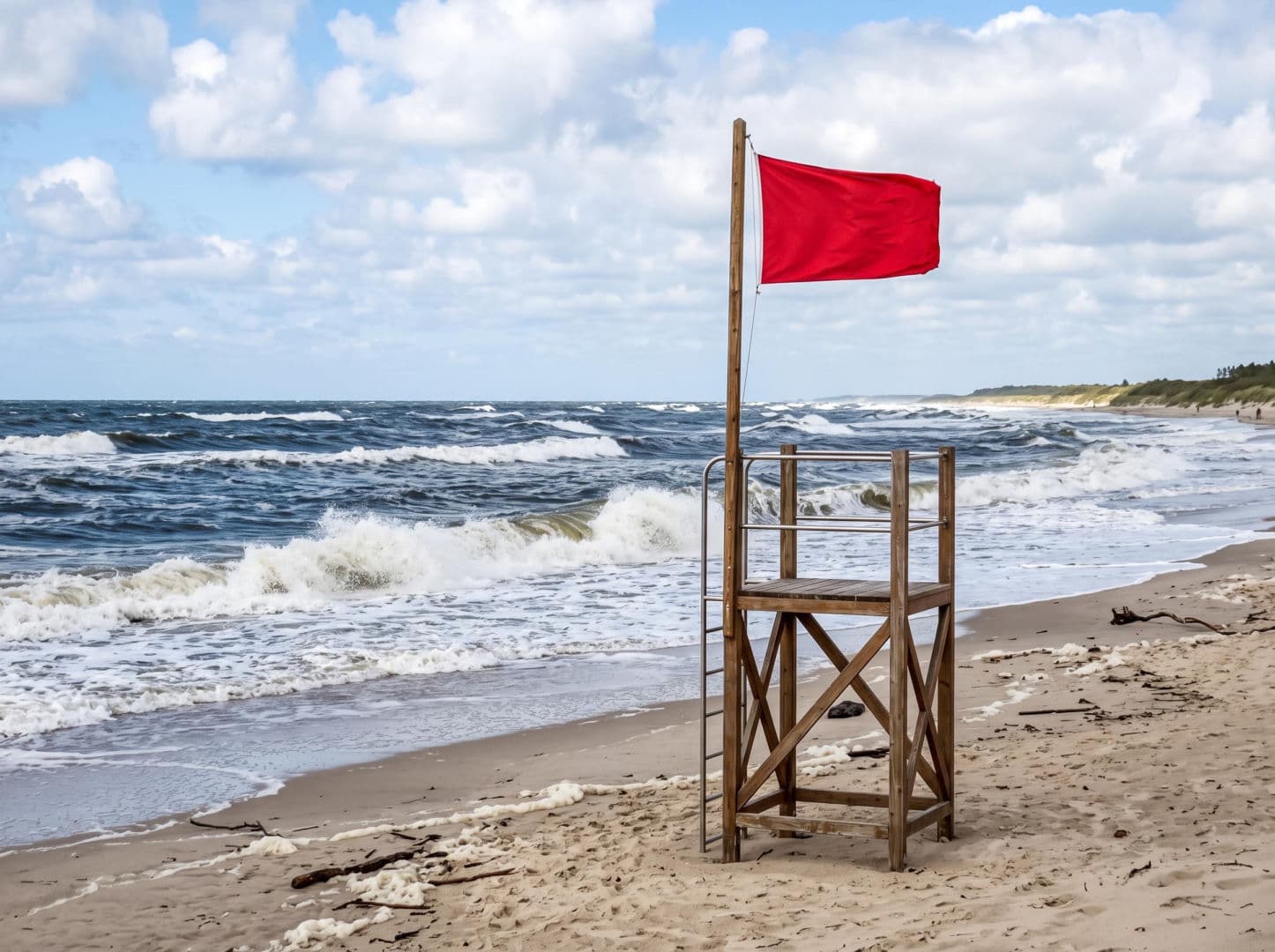 Sinice Mielno. Czy w Mielnie można się kąpać 13.07? Flaga, warunki pogodowe