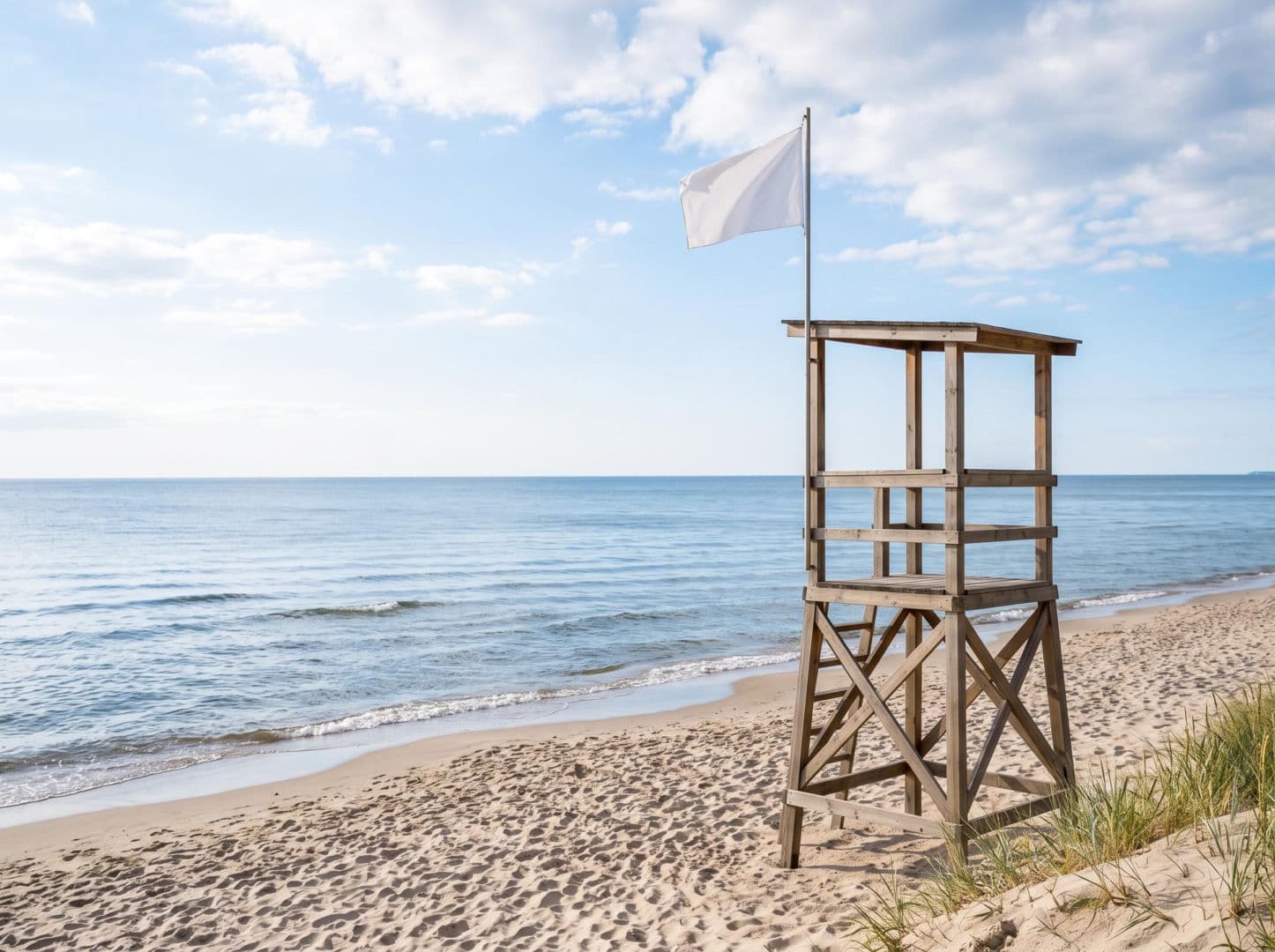 Sinice Pobierowo 16.07. Czy w Pobierowie można się dzisiaj kąpać? Flaga, warunki pogodowe