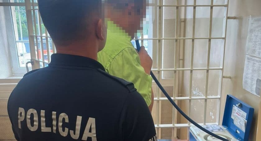 Sokołowscy policjanci zatrzymali pijanego kierowcę autobusu