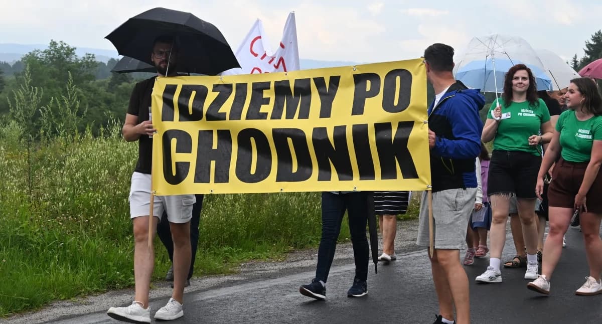 Spacerem po chodnik w Jordanowie odcinek drugi