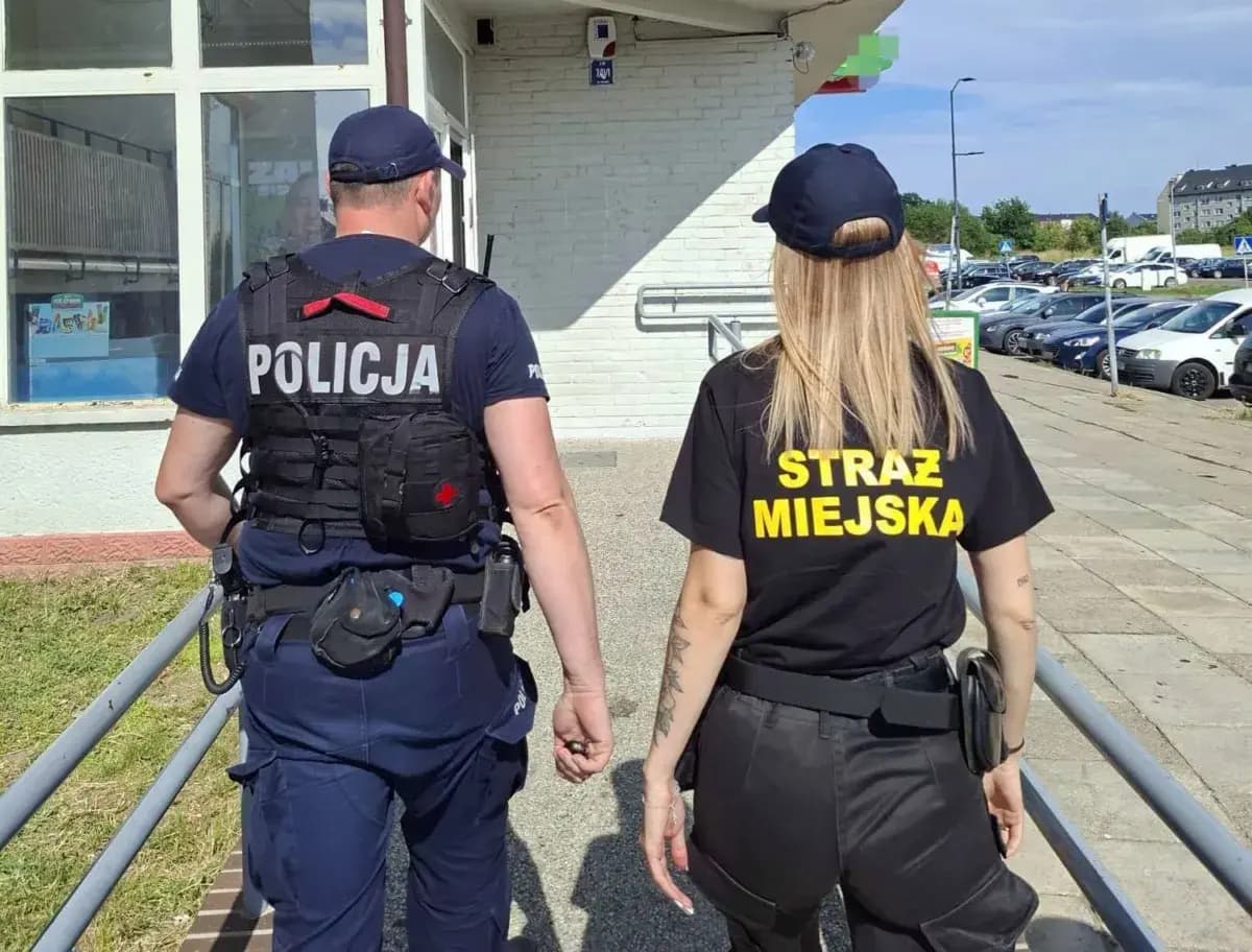 Sprawdzali czy w Stargardzie są młodzieży sprzedawane „energole” i alkohol