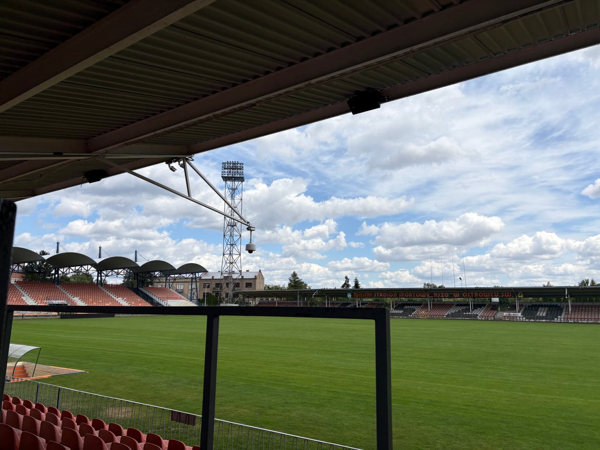 Stadion KSZO przy Świętokrzyskiej zyska nowe nagłośnienie