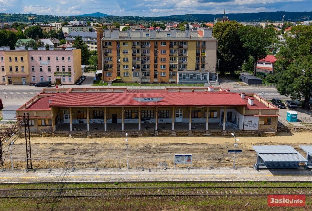 Stary dworzec w Jaśle przechodzi do historii. Wybrano firmę, która zburzy obiekt