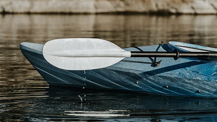 Strażacy uratowali dzieci z Biebrzy. Utknęły podczas spływu kajakowego